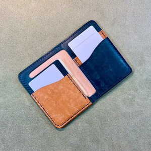 Cartera fina de cuero de 5 bolsillos hecha a mano