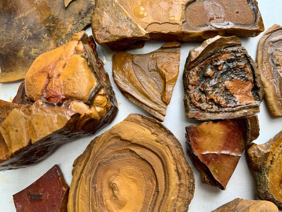 Raw Ochre Rocks: Natural Red & Yellow Pigments for Paint