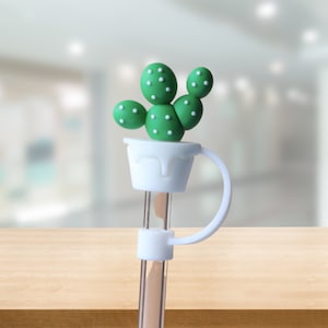 Straw Topper Cover Cactus Silicone Cap for Reusable Plastic Straws, Cute Cactus Silicone Straw Cover Top Fit Most Straws Not All Fit Stanley Green Cactus