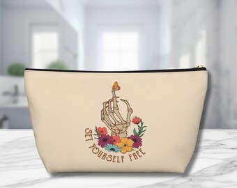 Personalized Make Up Birthday Gift for Her Cosmetic Bag Bridesmaid Proposal Gift Christmas Women's Gift Purse Organizer Custom Travel Bag