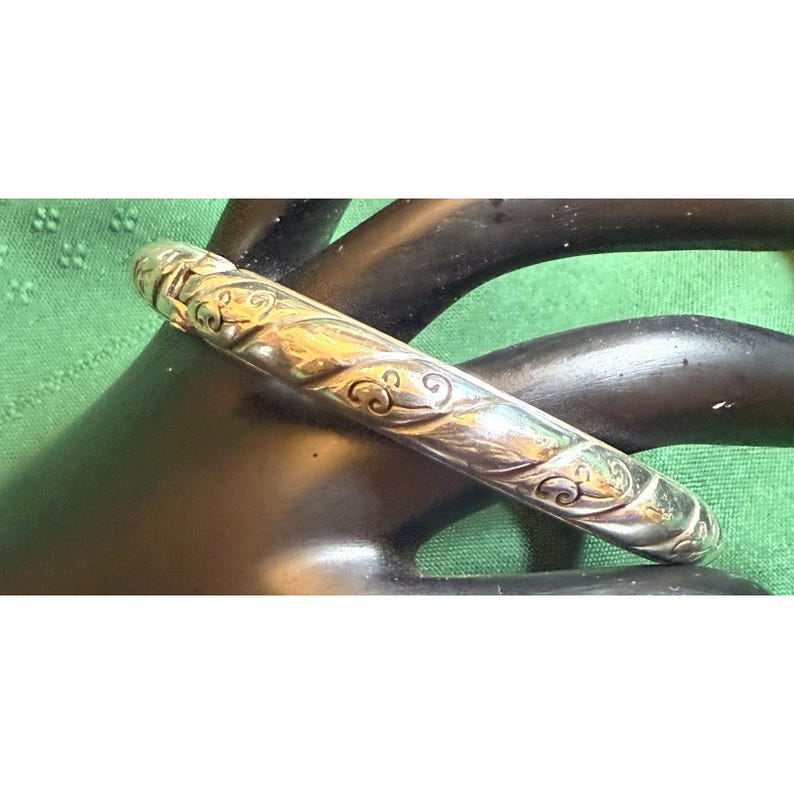 Vintage Silver Tone Etched Bangle Bracelet With magnetic Closure By Brighton EUC image 6