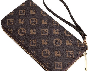 louis vuitton large wristlet