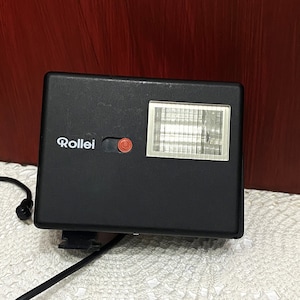 Rollei E-19BC Flash Unit in very good condition