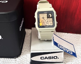 Unused Casio LF-20W Casio Twin Graph  Cream  Gradient Screen -  Black  Digital Watch Mod: 3551 Wiht Tin CASİO Box