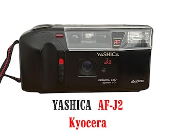ヤシカ DF-10 35mmフィルムカメラ：1988年製 京セラ製コンパクトカメラ