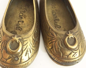 Ottoman Brass Shoes Ashtrays Sandal /Ashtray Hand Etched/Indian decorative brass shoe/Moon star pattern brass ashtray