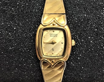 Citizen Vintage Women&#39;s/ Quartz gold Color 1990s / Japan- 5930-F90176 / Very good condition / New battery/ Lady Old watches