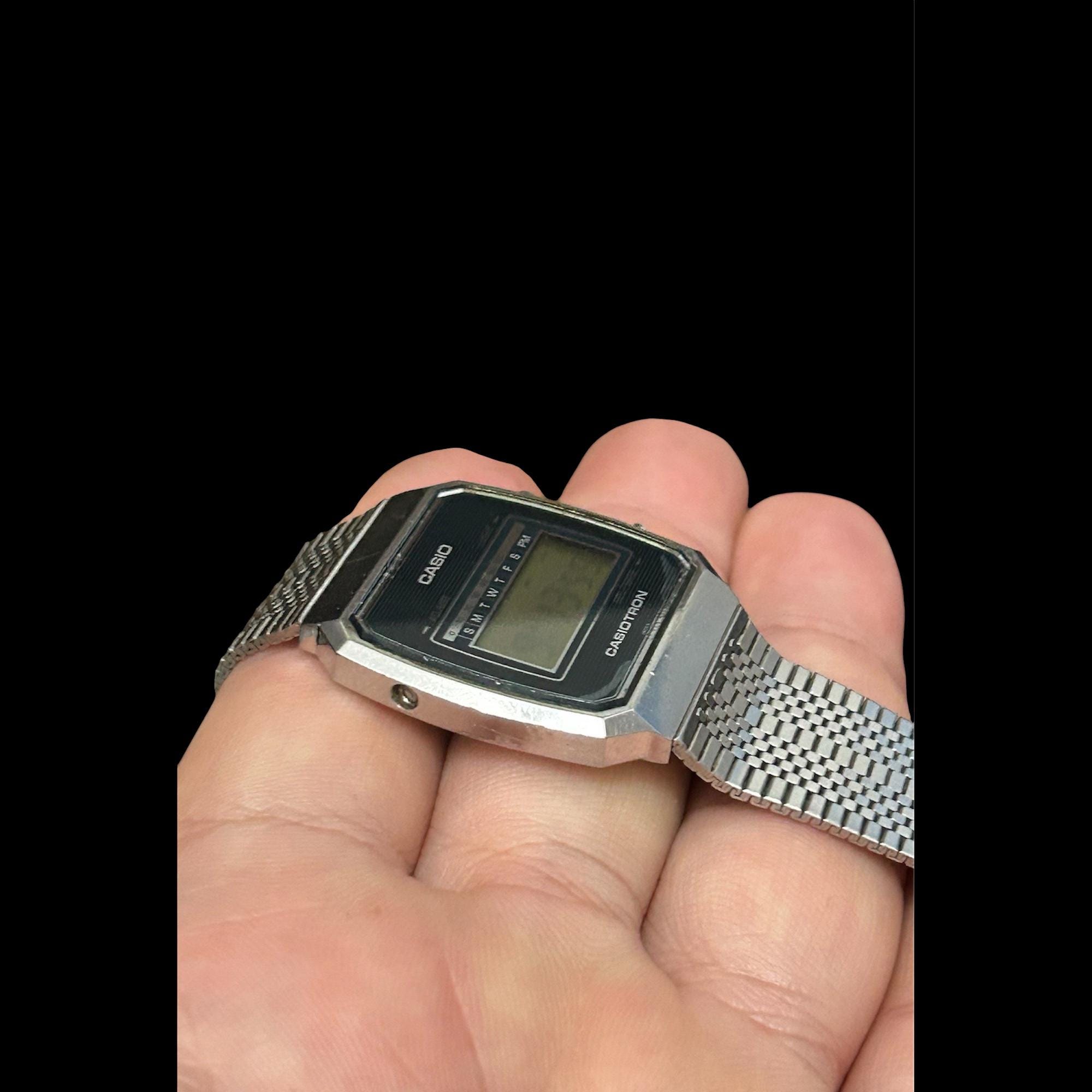 Rare Vintage Casio CASIOTRON Watch 49CS-25 Digital LCD