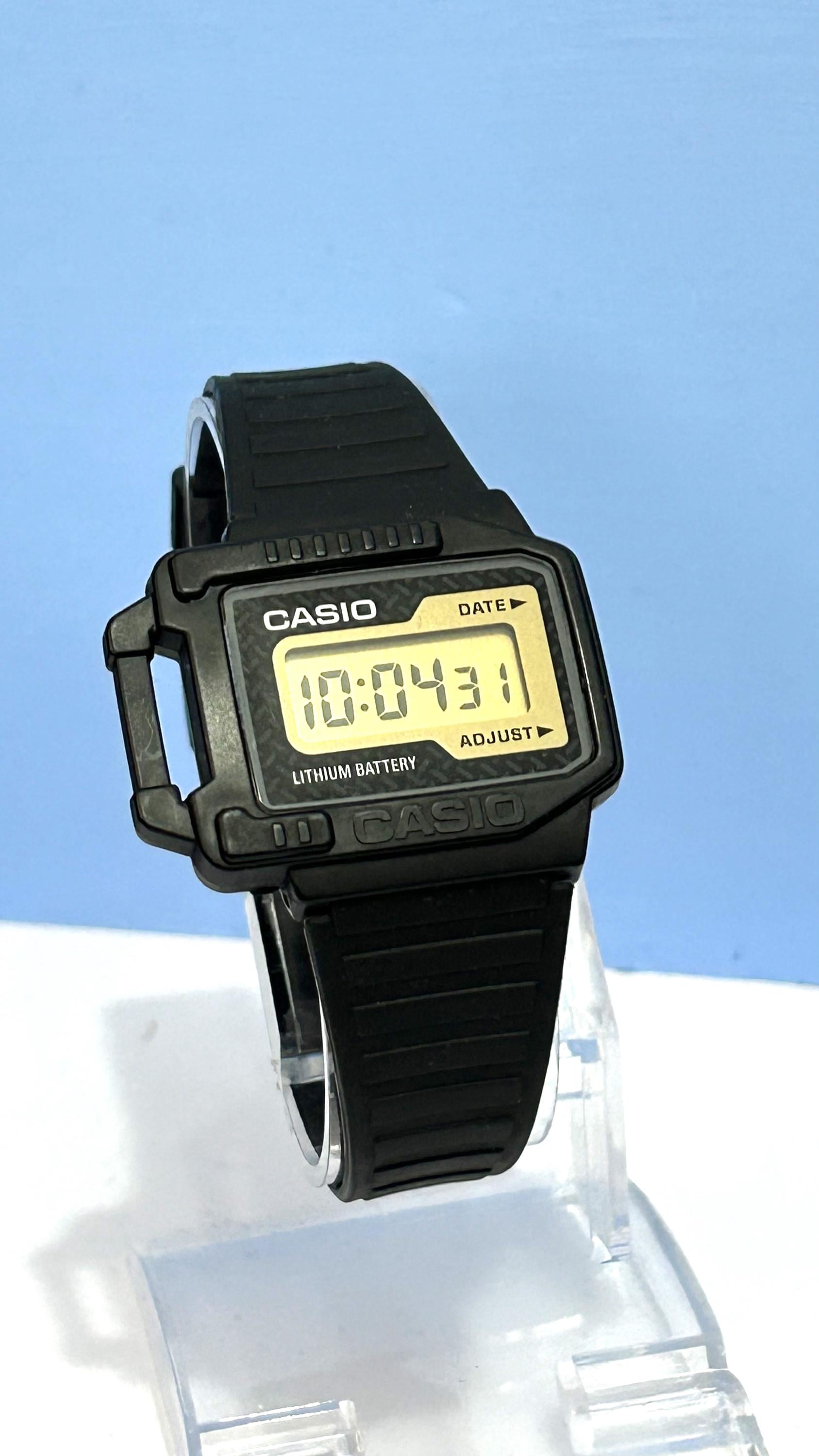 UNUSED Collectible Ultra Rare Casio Watch F-102 , Casio