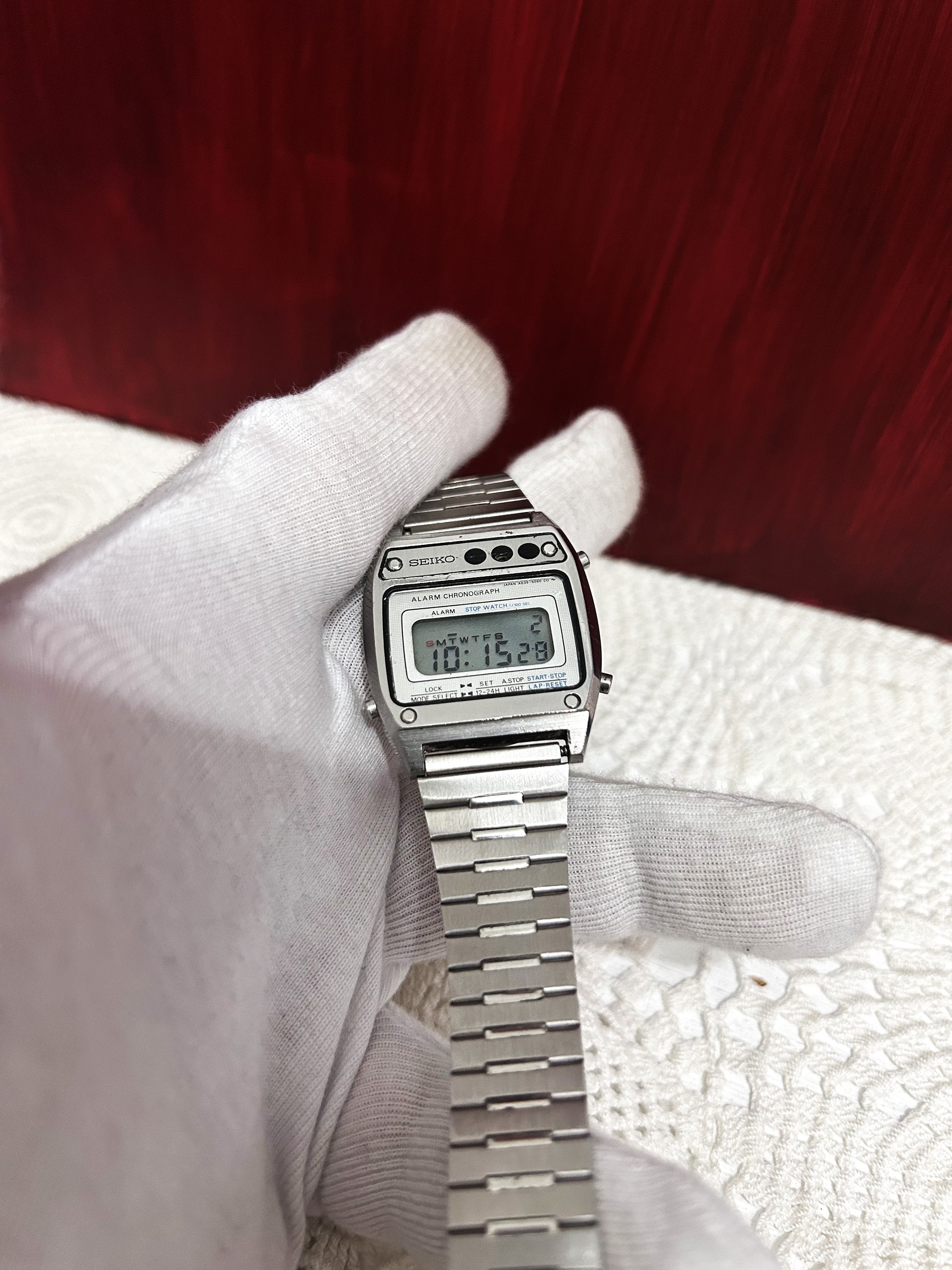Vintage Seiko Quartz Battery Alarm Chronograph Digital Watch Work