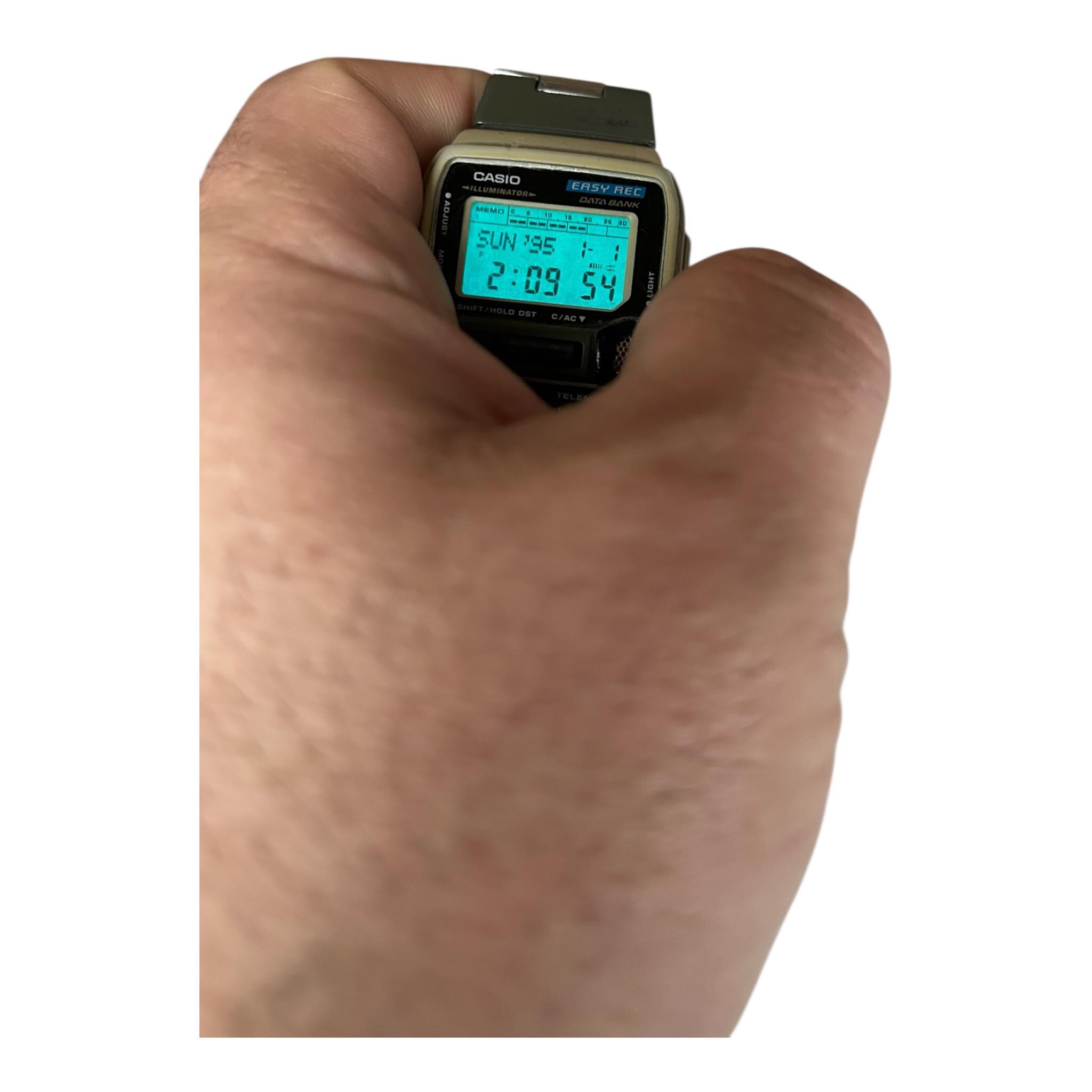 Vintage Casio DBC-V50 Easy Rec Data Bank Wrist Watch Calculator