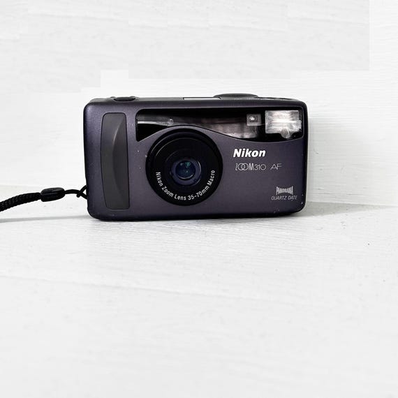 NIKON　ZOOM310 AF VINTAGE Vintage Nikon Zoom 310 AF Panorama/ Quartz Date Compact 35mm
