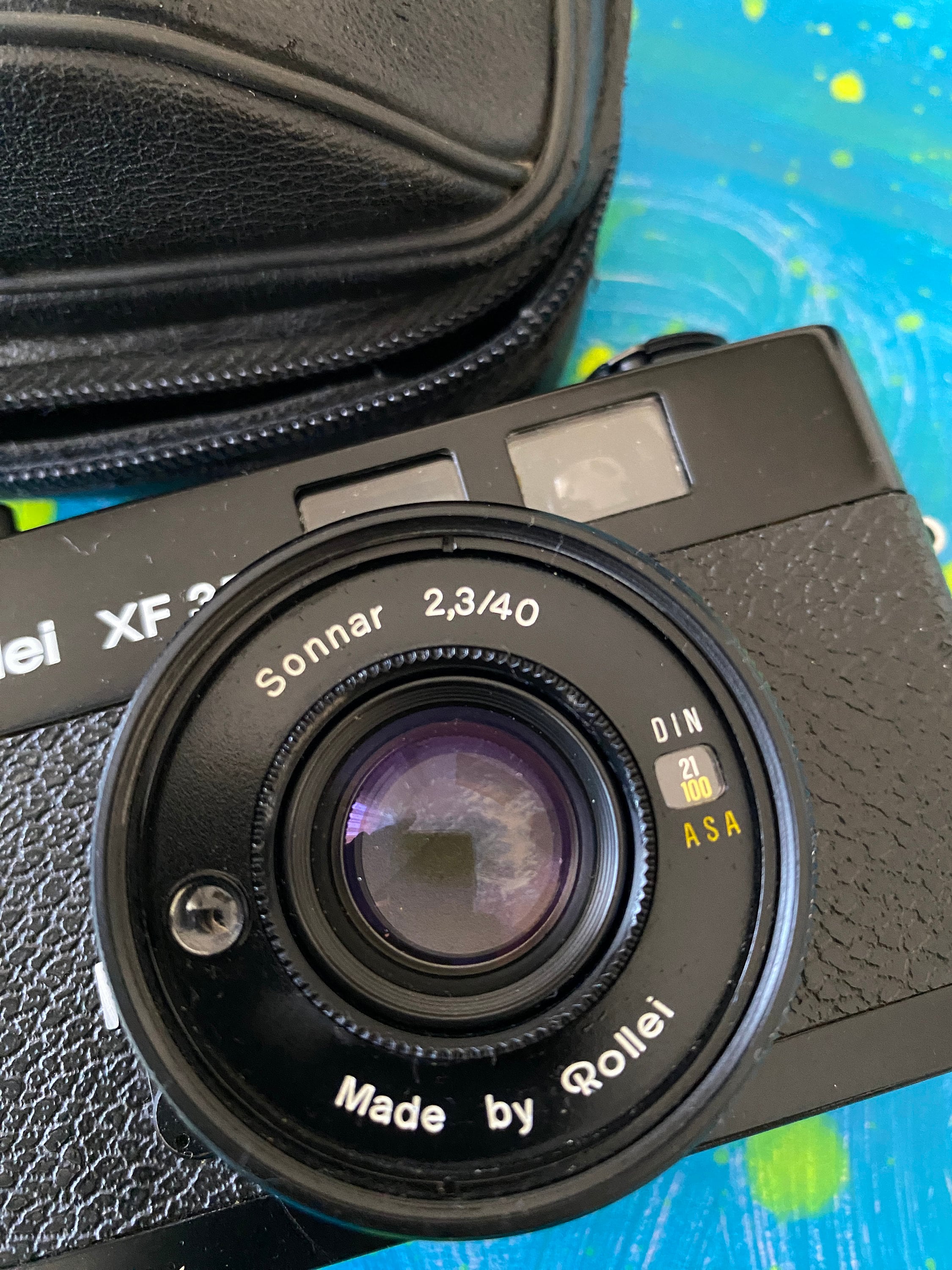 ヴィンテージのローライXF 35フィルムカメラ、ゾナー2.3/40レンズ