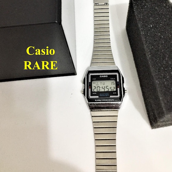 Vintage CASIO A156W Digital quartz watch 80s steel band 1980s Quartz  digital MAde in Japon/ With