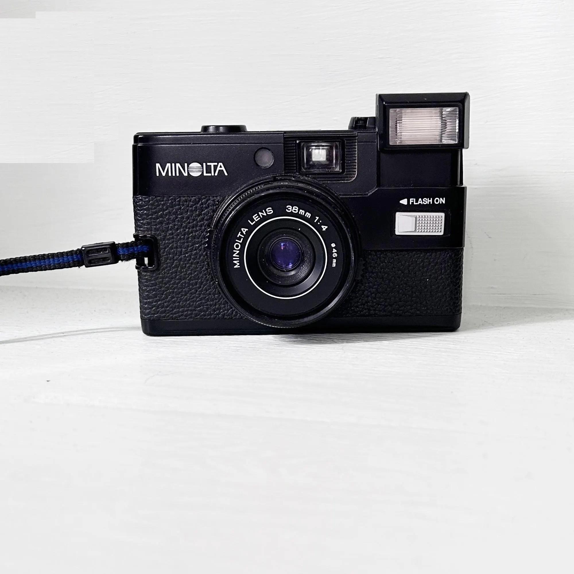 MINOLTA フィルムカメラ HI-MATIC AF-D 中古品 F2408 Minolta Hi-Matic AF -35mm Film Camera UNTESTED USED-case/strap/cap