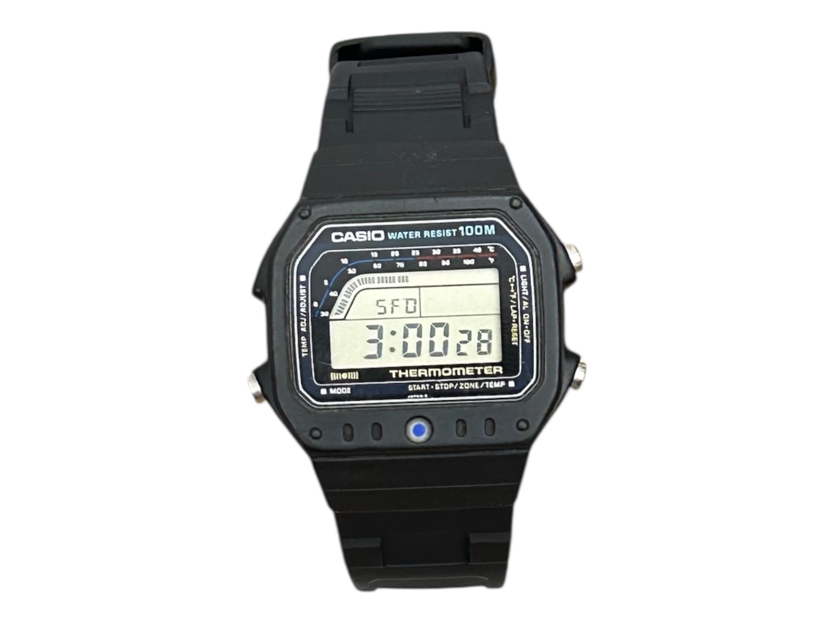 希少なヴィンテージ カシオ TS-1200 温度計付きデジタル腕時計