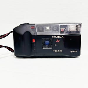 Yashica Af-j2 Kamera / 90er Jahre Kamera, / hervorragende Zustand Filmfotografie, 35 mm Filmkamera, / Originaltasche / Vintage Point & Shoot Kamera