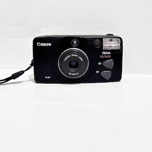 Vintage Canon Prima Zoom 85 / Black- point and shoot 35mm film camera/ Great condition/ Orginal Case + Battery/ Vintage Film Camera