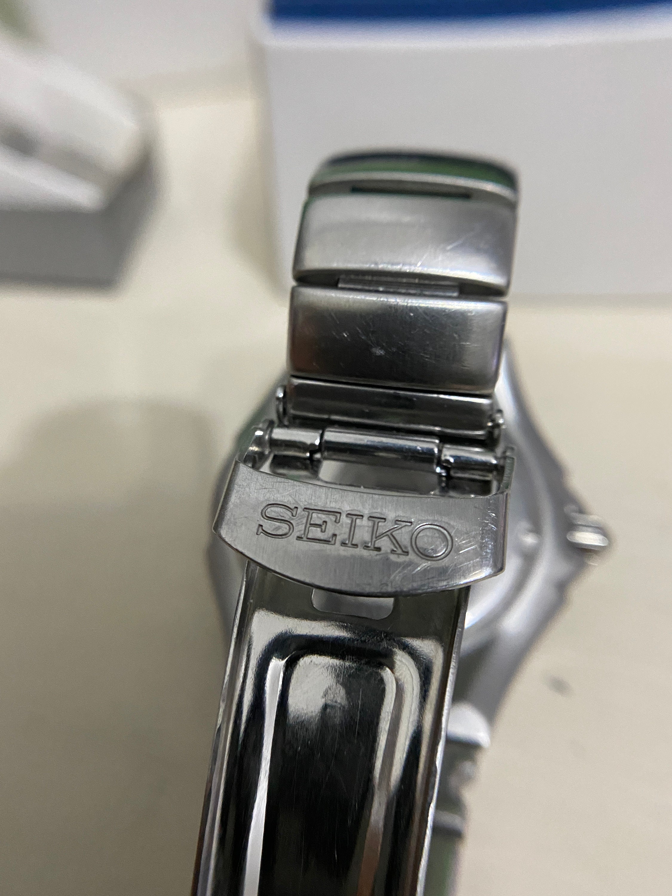 Vintage Seiko Kinetic Auto Relay/ 5J22-0A10 1 1/2in N. O. S. All 