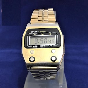 Vintage Rare Casio 52QGS-14 / Digital LCD Quartz Watch / Gold Plated Made In Japan/Very good condition/ Stainless Stell TOP GP. 132238