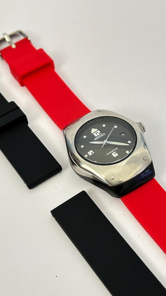 SEIKO Kinetic 腕時計 100m防水 黒/赤 SEIKO Kinetic 腕時計 100m防水 黒/赤 Seiko Kinetic 100 Black