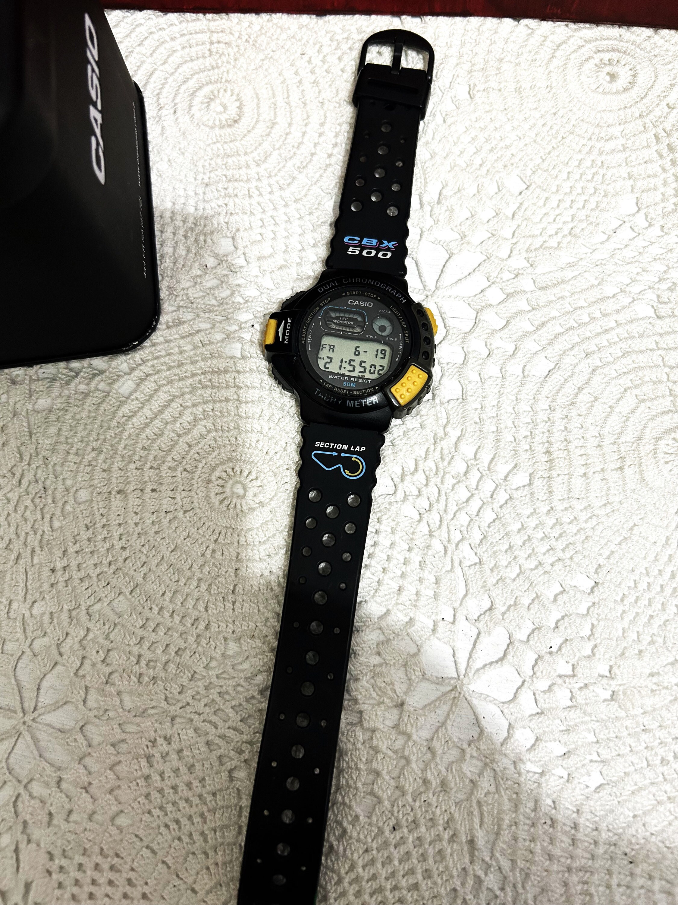 Vintage Casio CBX-500 Digital Watch: Collectible 1990s Model With