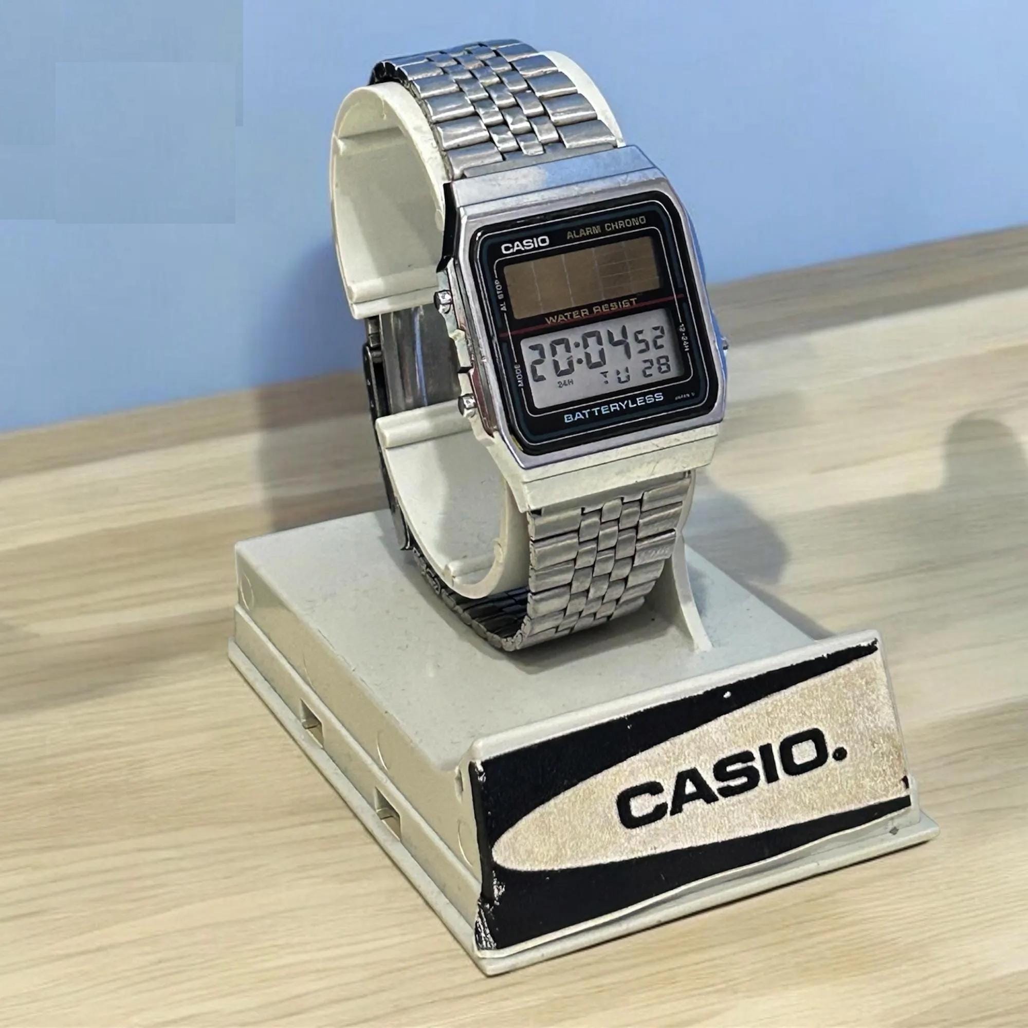 CASIO AL-180 80s “Old CASIO”チープカシオ ソーラー Vintage 1980's Casio Solar AL-180 Alarm Chrono Batteryless