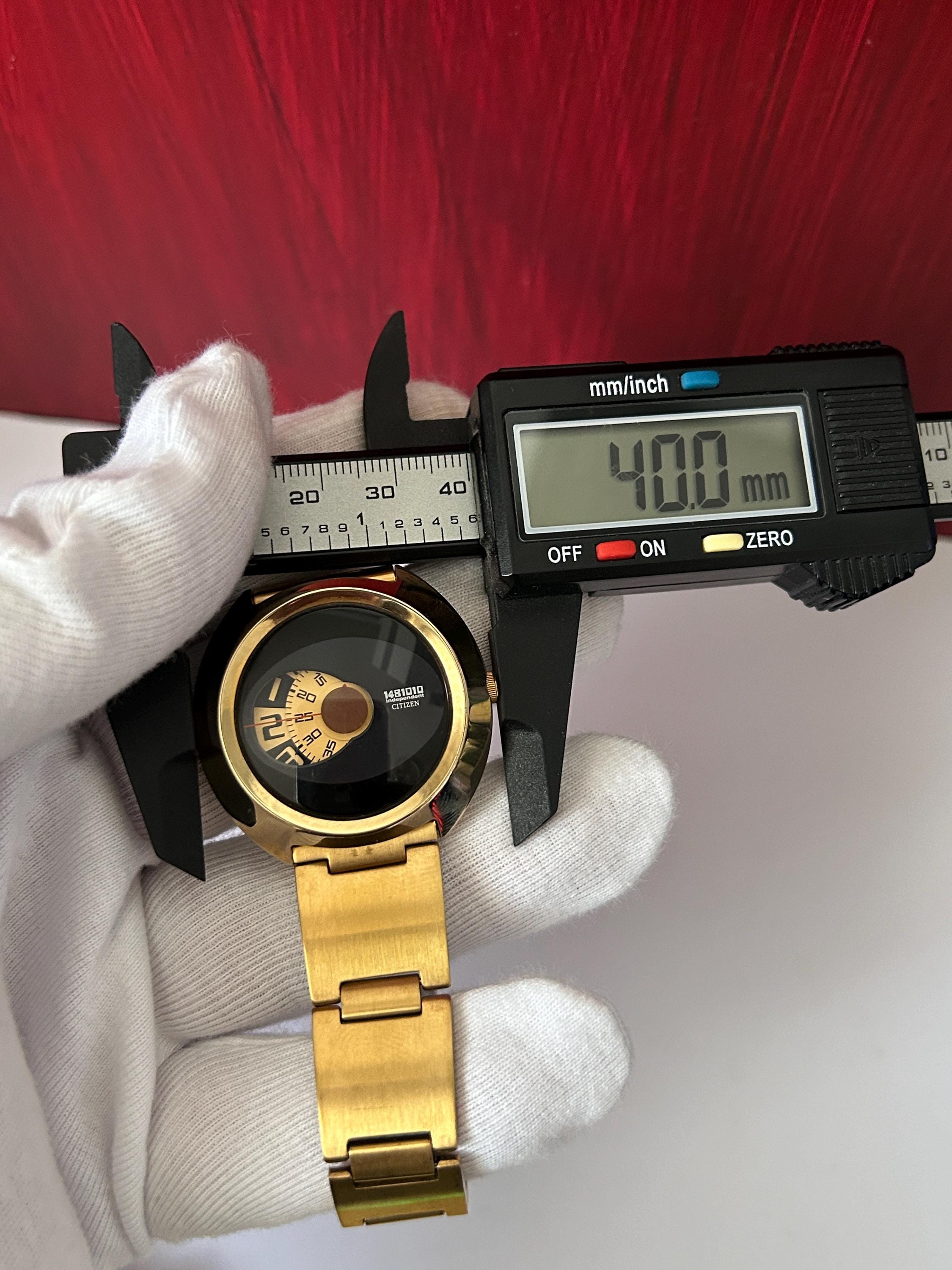 新品未使用　CITIZEN INDEPENDENT GSD LED GOLD Citizen L Square Collection EW5593-64D | Sakurawatches.com