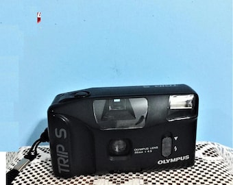 Olympus Infinity S 35mm Point and Shoot Camera W/ Case and Film - Etsy
