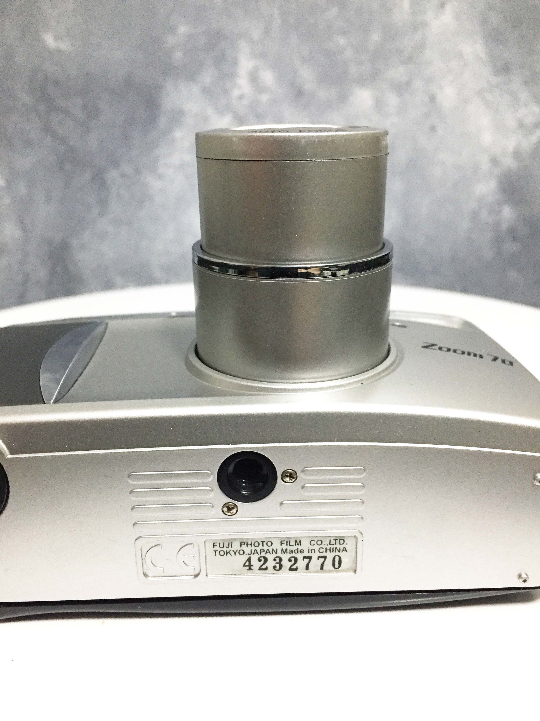 Fujifilm ZOOM 70 Compact 35mm Film Camera/very Good Condition