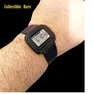 Rare Black Case Casio NF-10  1070 /Collectible watch / Very good condition/ Casio Watch Box/ Vintage 1980s