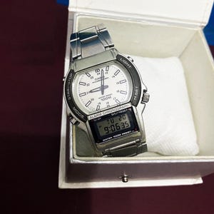 Casio AW-61 1750 Zegarek Analogowy Cyfrowy / Japonia / Chronograf, Męski, Prezent Urodzinowy / Bardzo dobry stan Zegarek Casio z pudełkiem