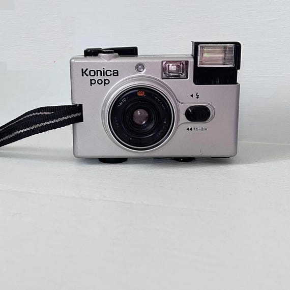 完動品◆極美品【昭和レトロ◆優しく懐かしい写り】人気の黒◆Konica EFP3 Vintage Rare Konica EFP3 36mm Point Shoot Film Camera W