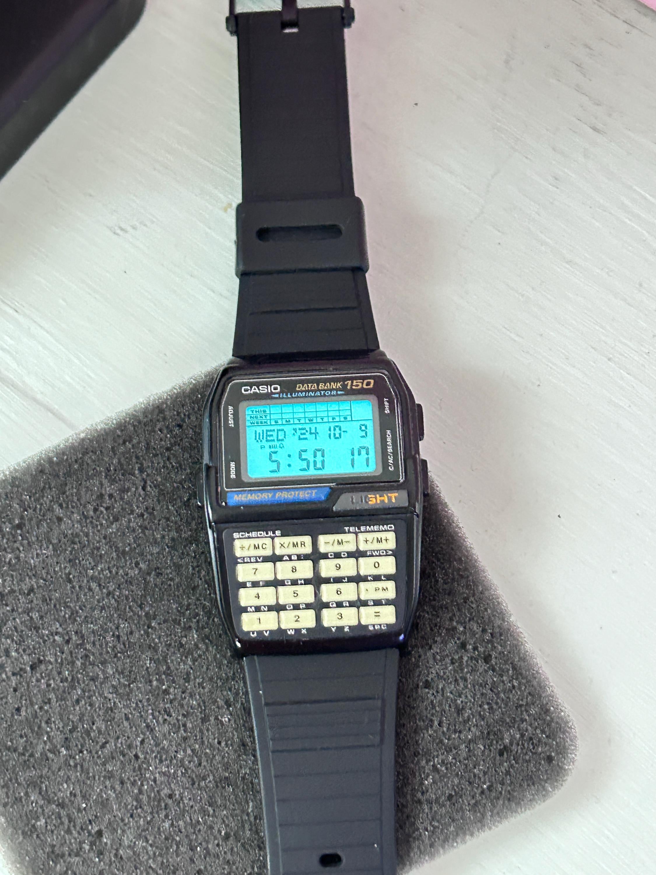 CASIO DATA BANK 150 ILLUMINATOR 腕時計 Vintage CASIO 150 Data Bank DBC-150 ILLuminator Calculator
