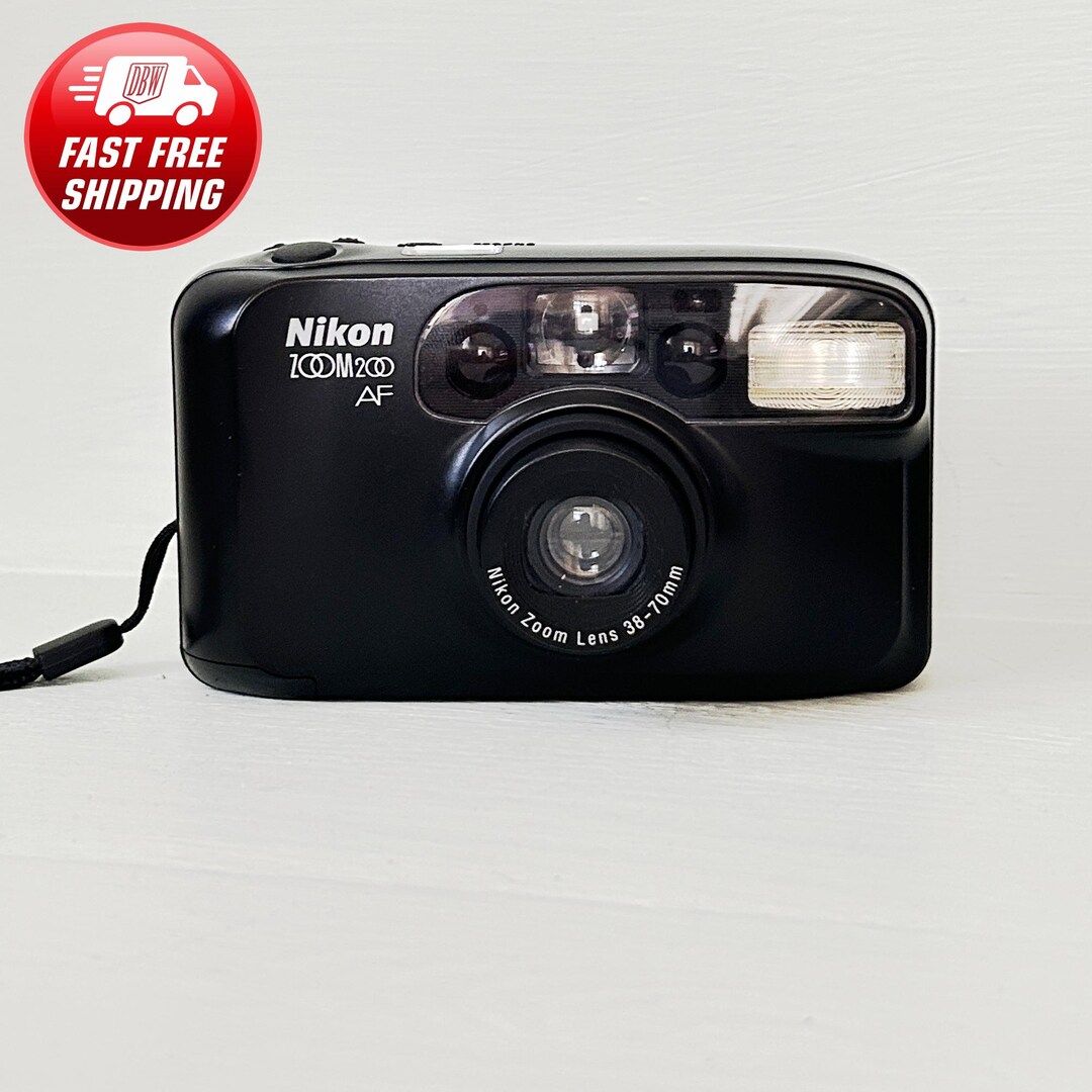 Lens Film Nikon Tw Zoom 105 Review Nikon TW Zoom 105 Kompaktkamera