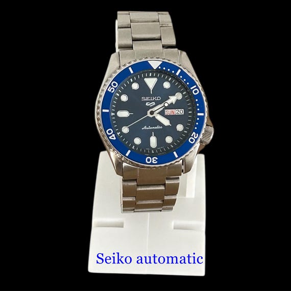 Blue Dial Seiko Sports Automatic Watch, 4R36-07G0, Phosphorous