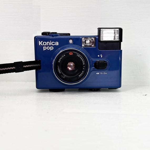 フィルムカメラ Konica POP ブルー Vintage Konica Pop BLUE 35mm Film Camera/point and Shoot