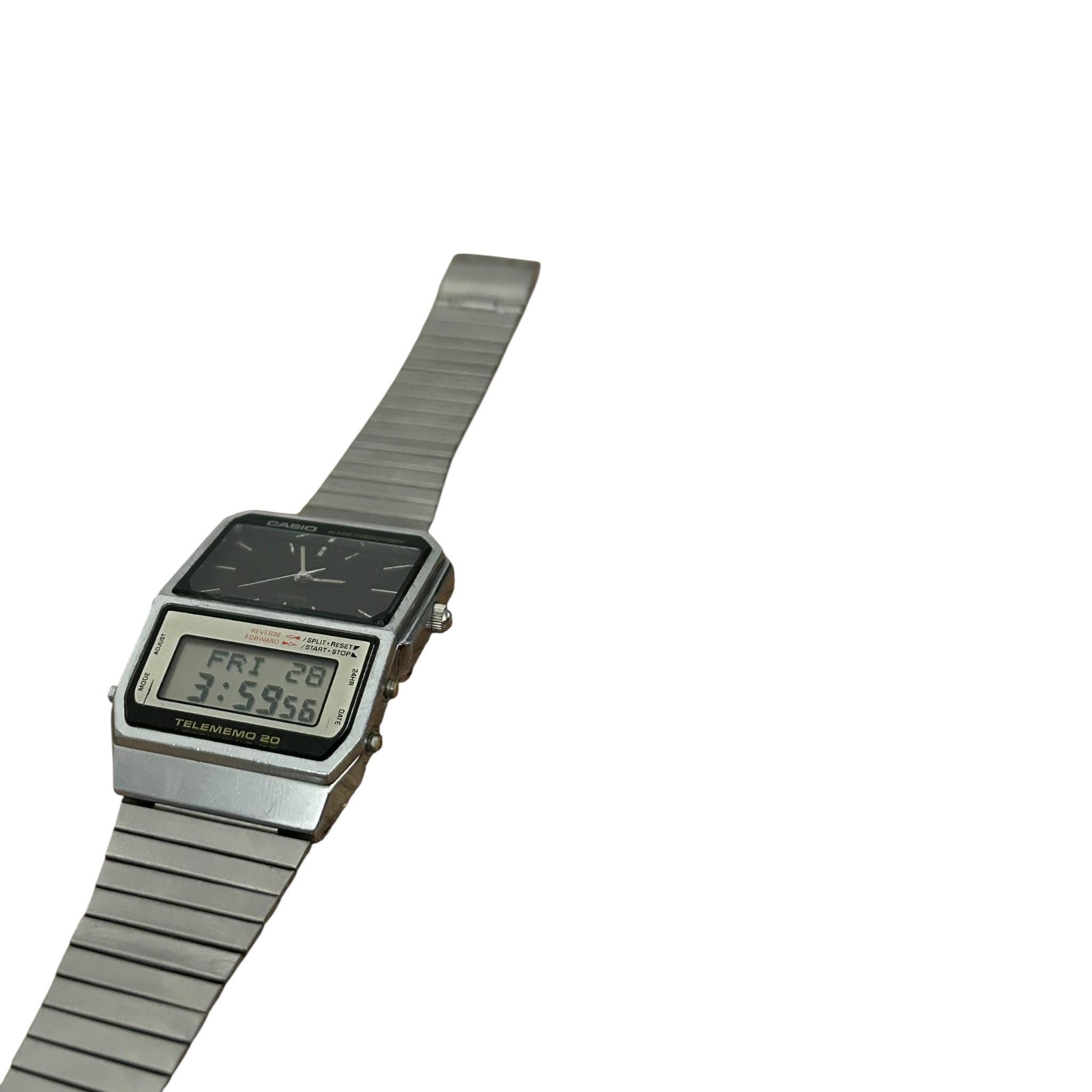 超レアなヴィンテージ カシオ AB-200 メンズ腕時計 1986年製 ホワイト