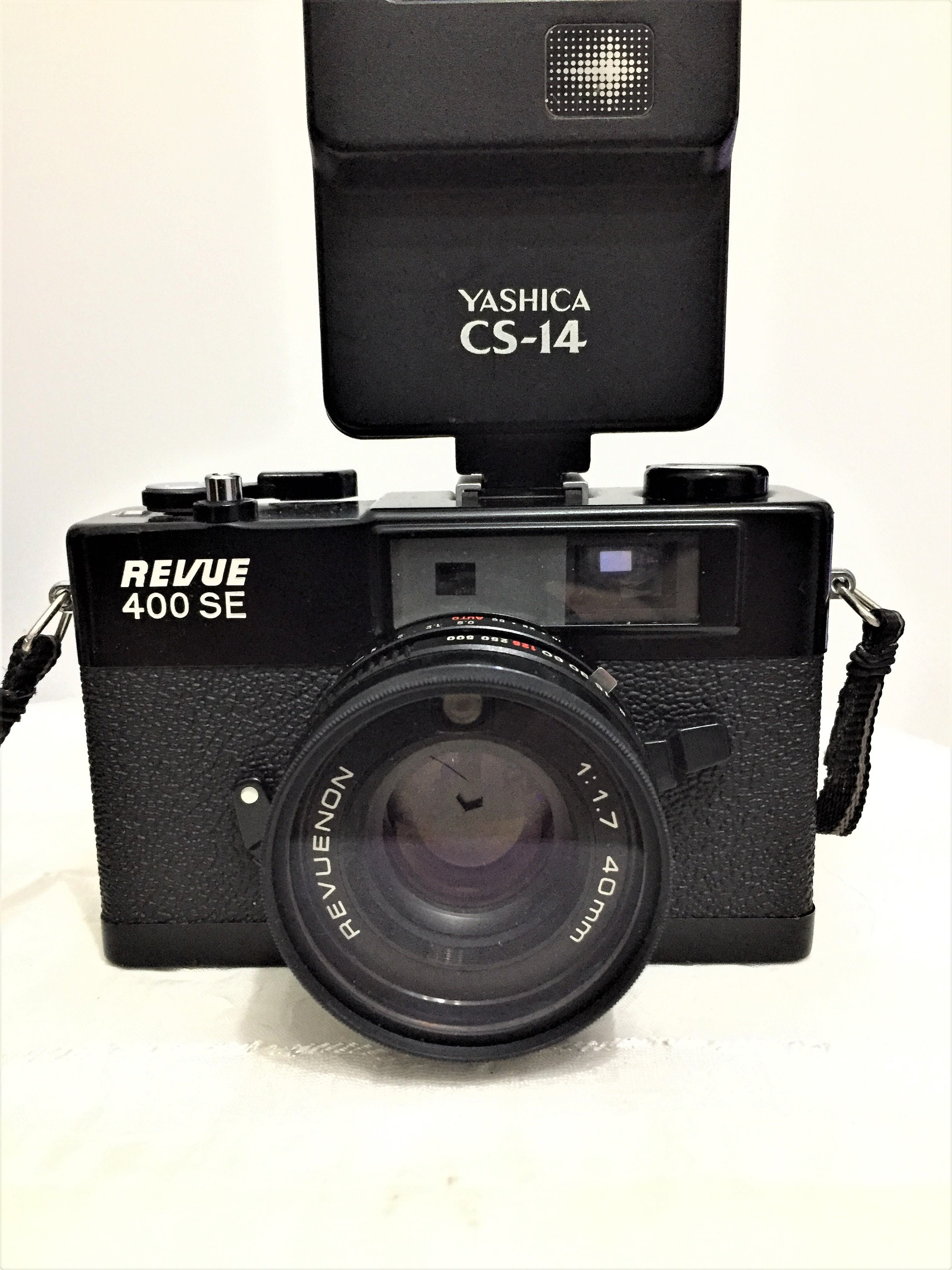 Vintage Revue 400 SE 35mm Film Camera With Yashica CS-14 Flash - Etsy