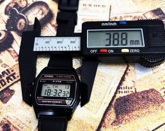 RARE Casio Quartz F-77W Digital Vintage Men's Watch 1980s