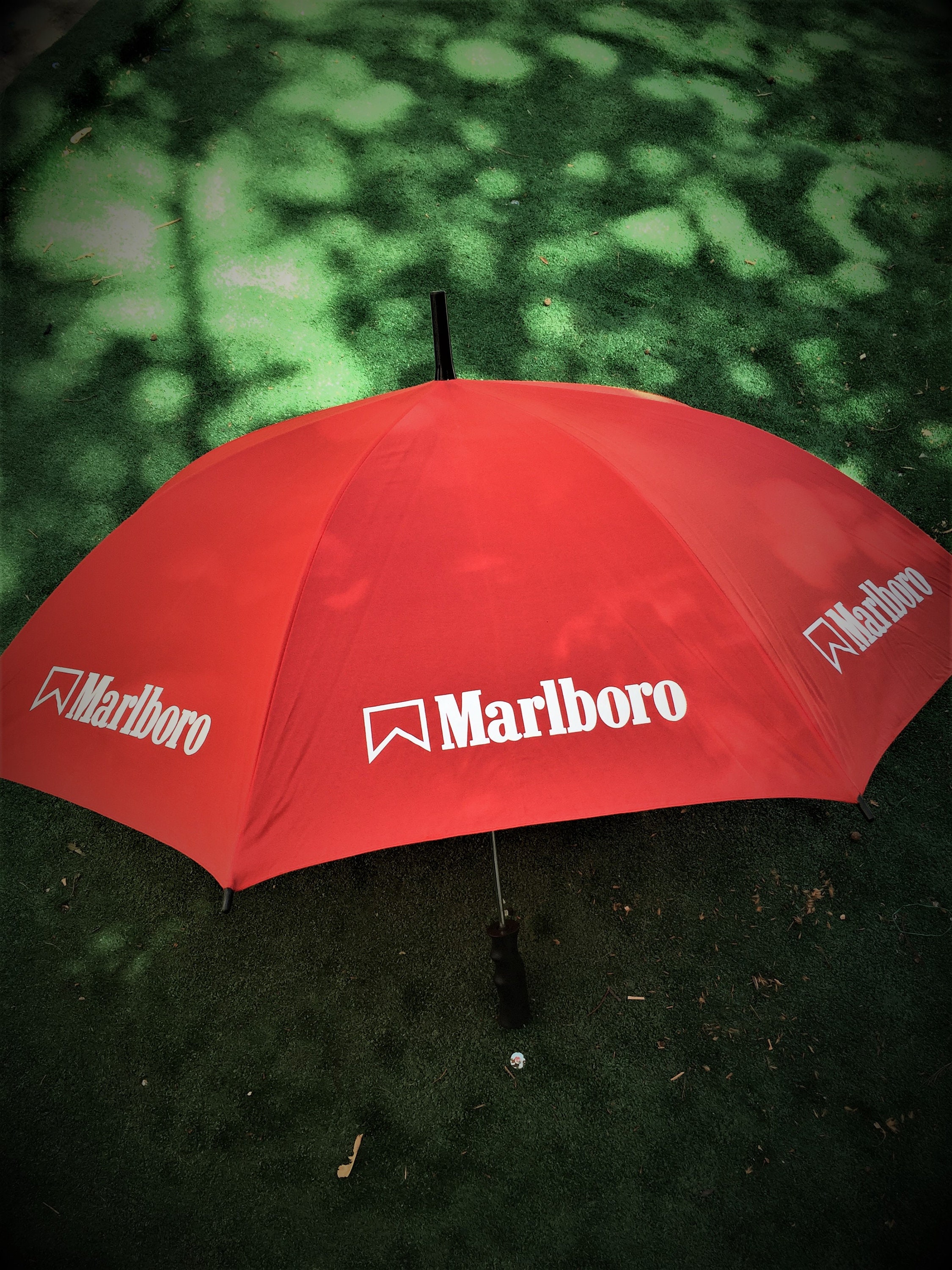 Unused Vintage Marlboro Umbrella RED Color /adventure Team Gear