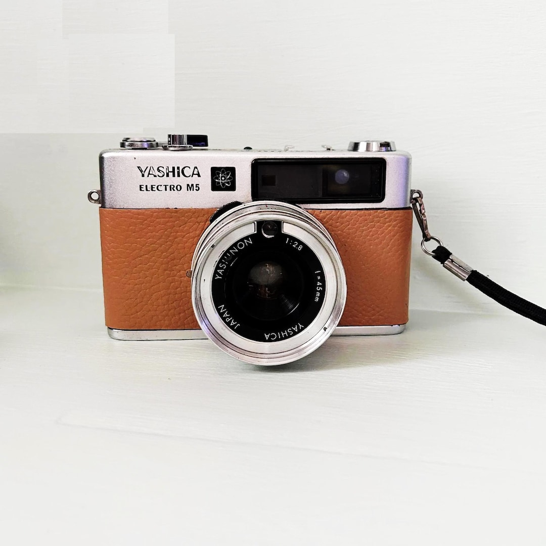 Yashica Electro M5【w/Yashinon/2.8/45mm】 Vintage Very RARE Yashica Electro M5/ / Collectible Camera