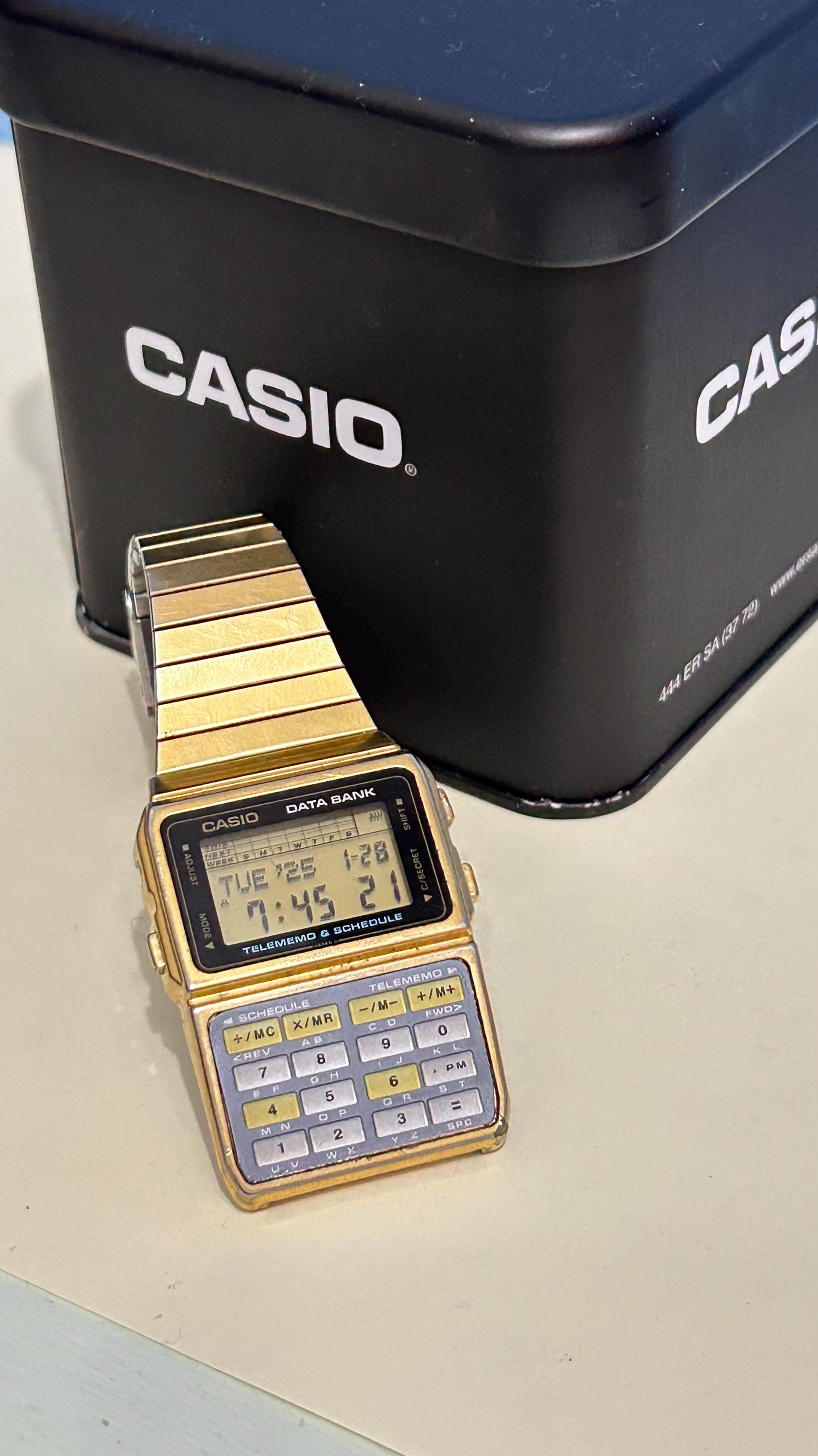 Vintage RARE Gold Tone Vintage Casio DBC-610 Calculator Watch
