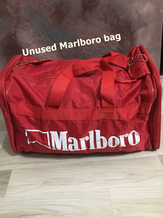 【希少未使用】限定 レザーハンドル マルボロ ダッフルバッグ 赤色 未使用 ヴィンテージ 80年代 マルボロ アンリミテッド /ジム