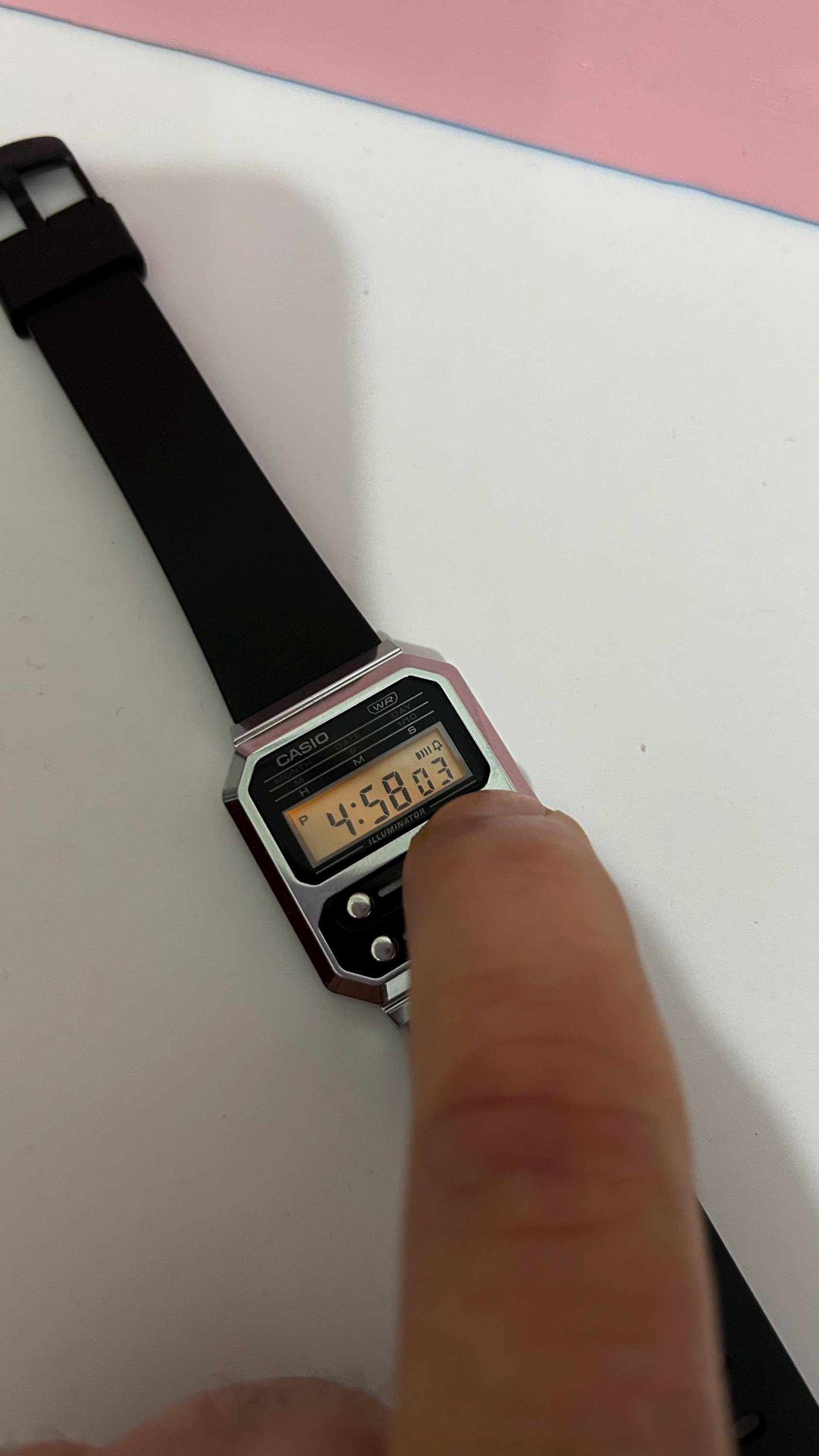 ブラックカラー CASIO A100WE ブラックカラー デジタル腕時計 カシオ