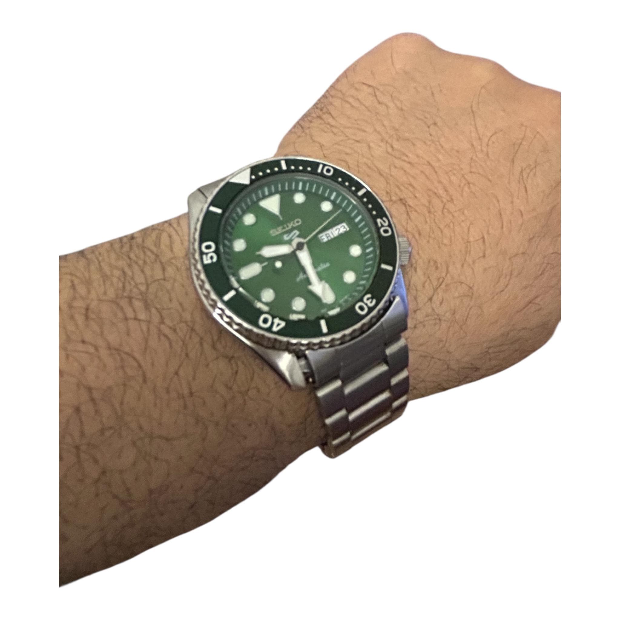 Green Dial Seiko Sports Automatic Watch, 4R36-07G0, Phosphorous