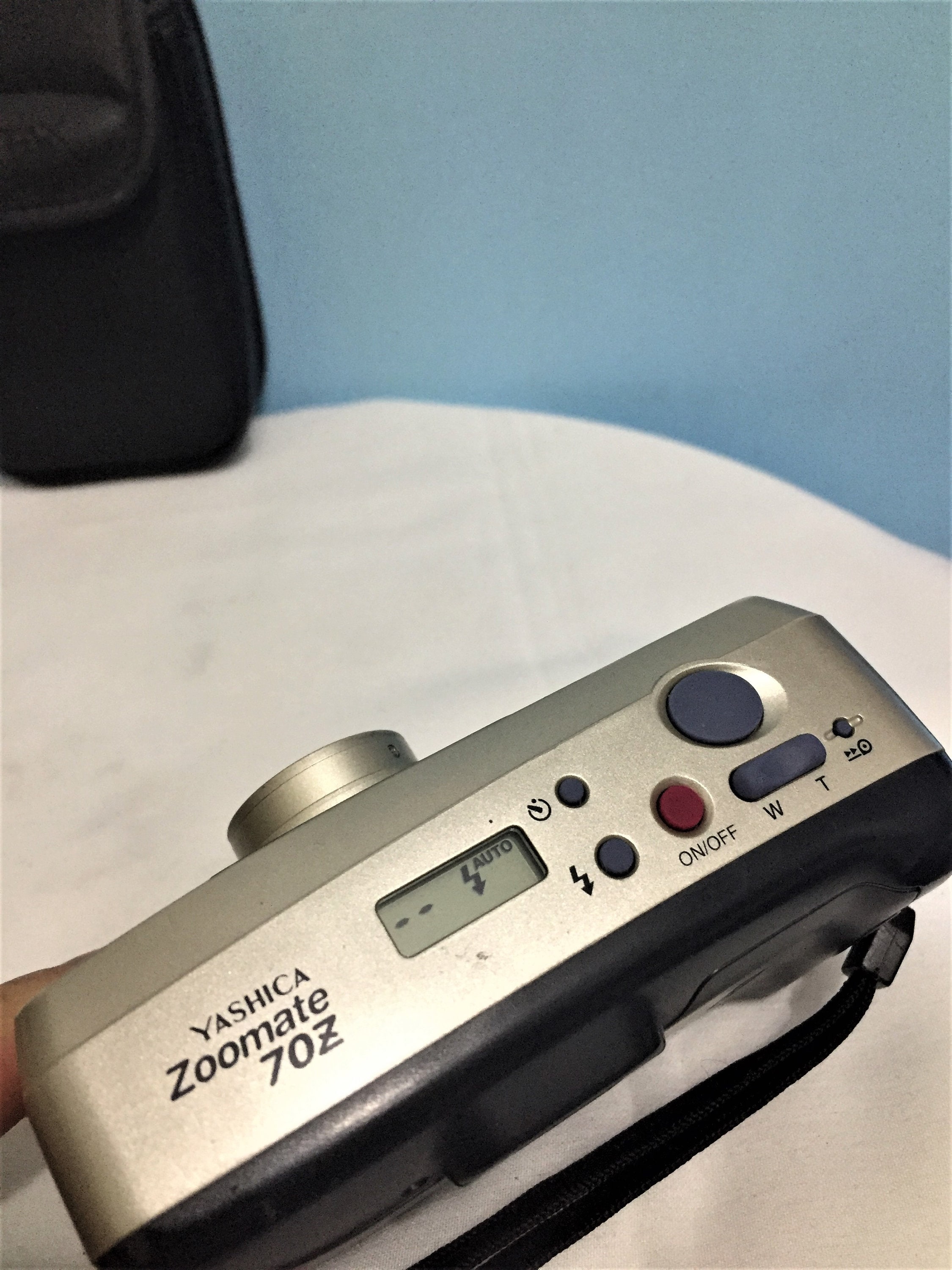 Kyocera Yashica Zoomate 70 Z Film Camera Gift Set - Gold 38 - 70mm