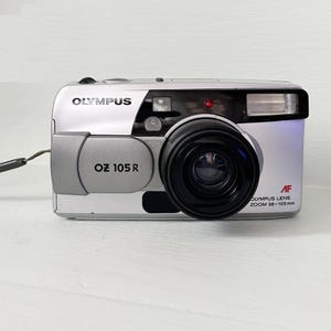 OLYMPUS OZ 105R/Olympus Accura Zoom/ Case/Vintage good condition/   ACCURA Zoom 105 35mm Point&Shoot Film Camera