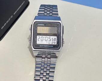 カシオ AL-180 ヴィンテージ 電池不要腕時計。ヴィンテージ レトロ