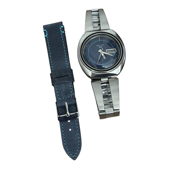 Vintage SEIKO 5 SPORTS, watch, japan, seiko automatic, diver, Blue dial
